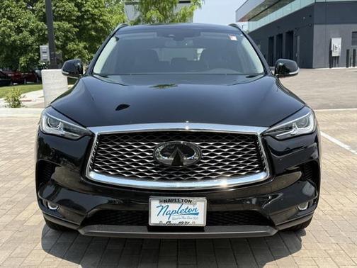 2022 INFINITI QX50 LUXE AWD