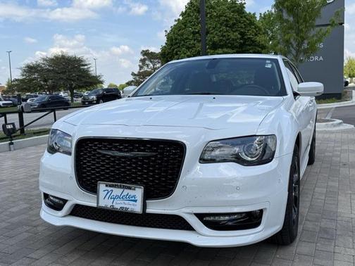2022 Chrysler 300 Touring