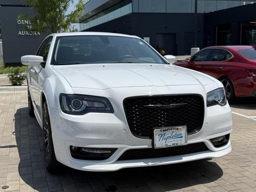 2022 Chrysler 300 Touring
