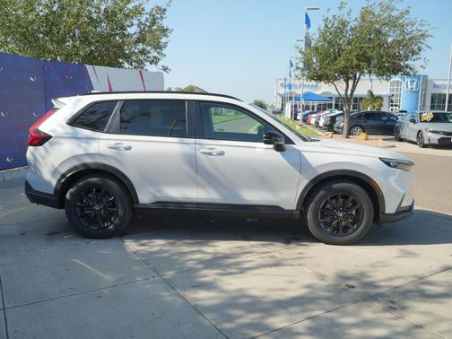 Platinum White Pearl 2026 Honda CR-V Hybrid Sport FWD