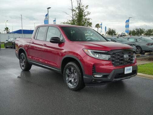 Radiant Red Metallic II 2026 Honda Ridgeline TrailSport