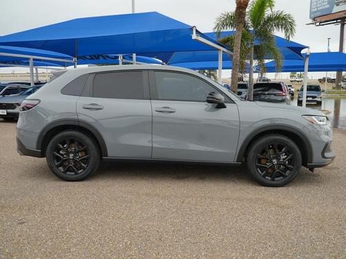 Urban Gray Pearl 2024 Honda HR-V 2WD Sport