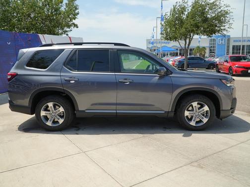 Modern Steel Metallic 2026 Honda Pilot EX-L