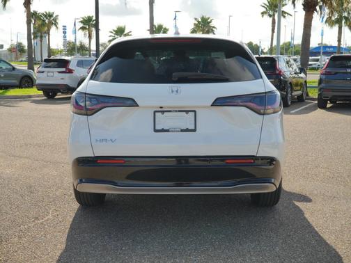Platinum White Pearl 2025 Honda HR-V EX-L