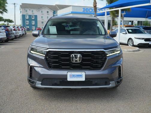 2023 Honda Pilot AWD Elite