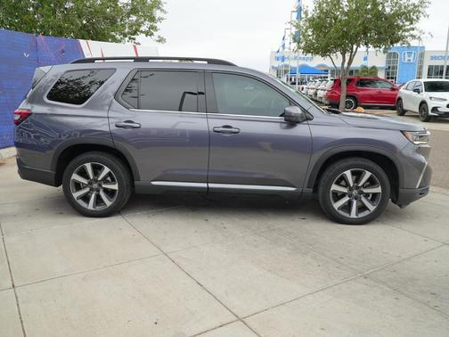 Modern Steel Metallic 2023 Honda Pilot AWD Elite