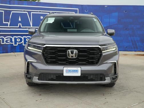Modern Steel Metallic 2023 Honda Pilot AWD Elite
