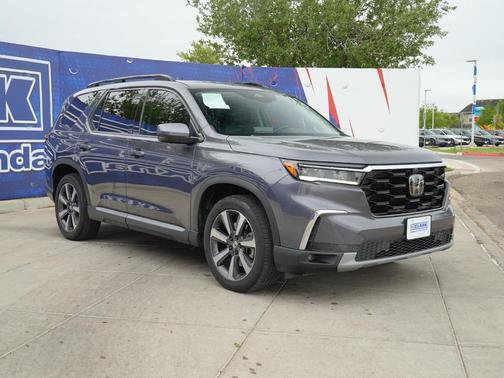 Modern Steel Metallic 2023 Honda Pilot AWD Elite