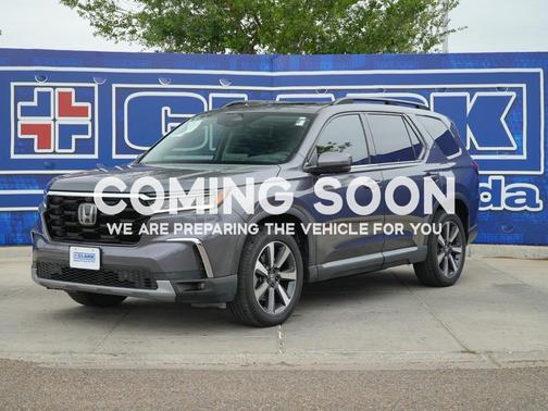 Modern Steel Metallic 2023 Honda Pilot AWD Elite
