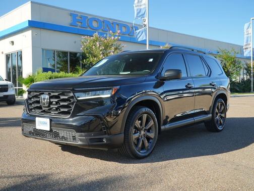 Crystal Black Pearl 2025 Honda Pilot Sport