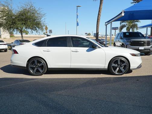 2023 Honda Accord Hybrid Base