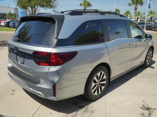 Solar Silver Metallic 2026 Honda Odyssey EX-L