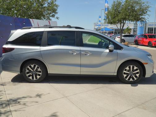 Solar Silver Metallic 2026 Honda Odyssey EX-L