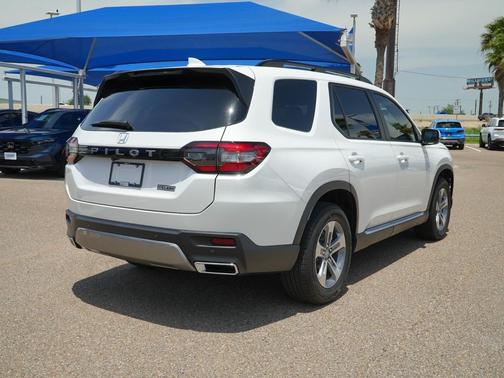 Platinum White Pearl 2026 Honda Pilot EX-L