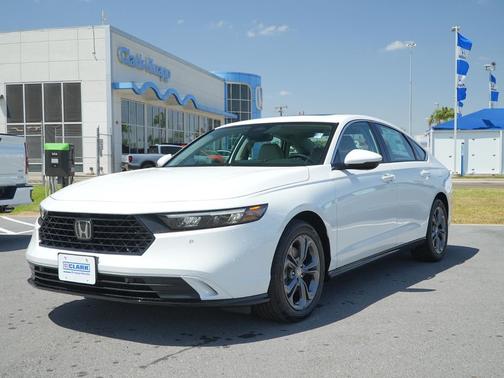 Platinum White Pearl 2026 Honda Accord Hybrid EX-L