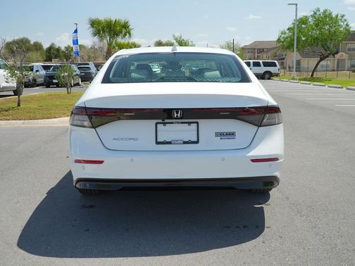 Platinum White Pearl 2026 Honda Accord Hybrid EX-L