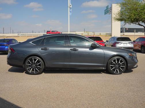 2023 Honda Accord Hybrid Touring