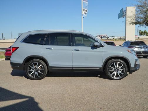 2022 Honda Pilot AWD Elite