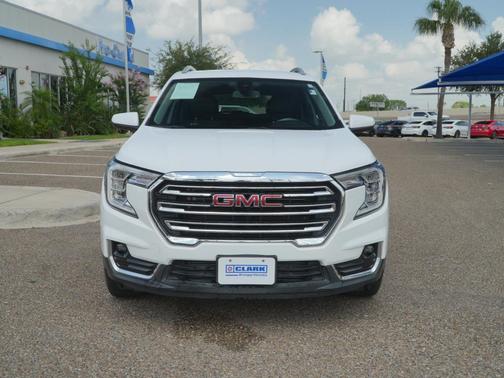 Summit White 2022 GMC Terrain SLT