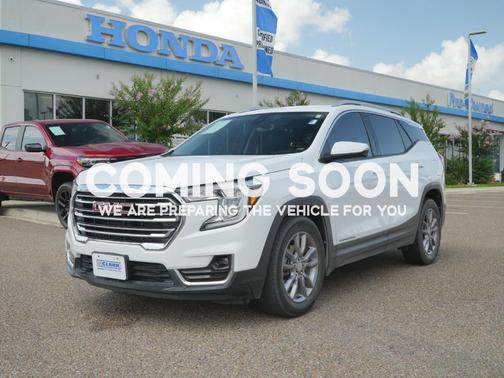 Summit White 2022 GMC Terrain SLT