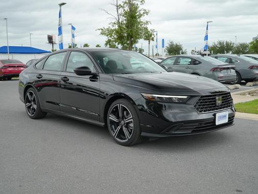 Crystal Black Pearl 2026 Honda Accord Hybrid Sport