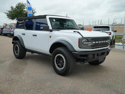 2022 Ford Bronco Badlands