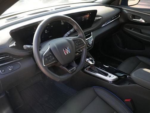 Ocean Blue Metallic 2025 Buick Envista Sport Touring FWD