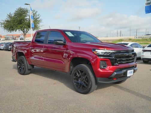 Radiant Red Tintcoat 2025 Chevrolet Colorado Z71
