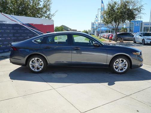 2025 Honda Accord LX 1.5T