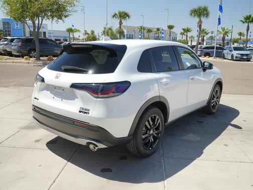 2026 Honda HR-V 2WD Sport