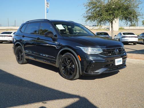 2022 Volkswagen Tiguan 2.0T SE R-Line Black