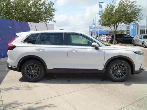 Platinum White Pearl 2026 Honda CR-V EX-L 2WD