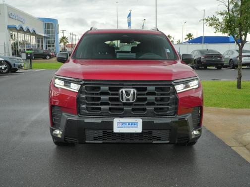 Radiant Red Metallic II 2026 Honda Pilot Sport