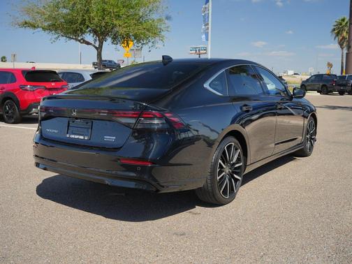 2023 Honda Accord Hybrid Touring