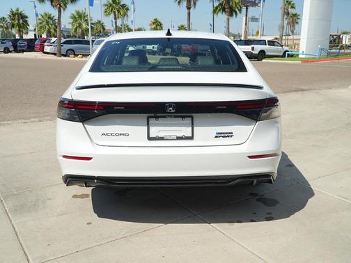 2025 Honda Accord Hybrid Base