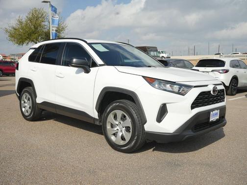 2021 Toyota RAV4 LE