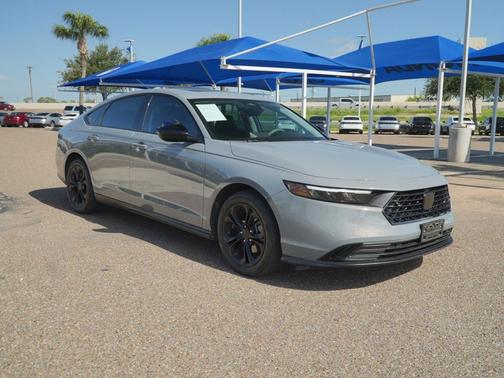 Urban Gray Pearl 2025 Honda Accord SE