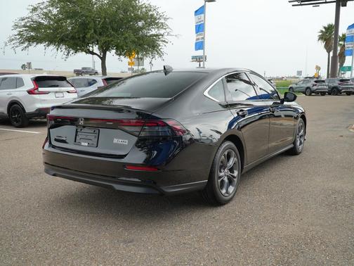 Crystal Black Pearl 2024 Honda Accord EX