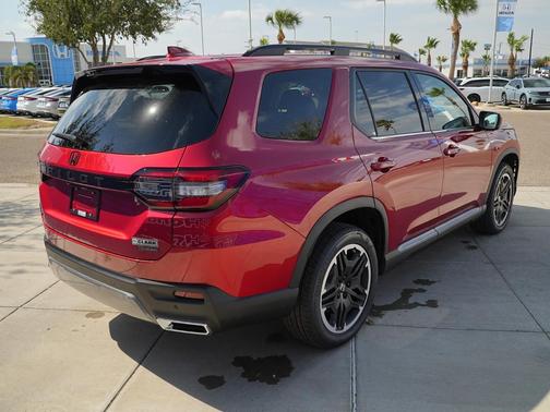 2026 Honda Pilot Touring 8-Passenger