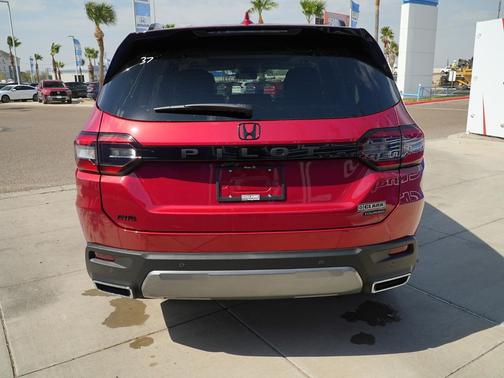 2026 Honda Pilot Touring 8-Passenger
