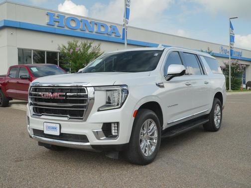 White Frost Tricoat 2021 GMC Yukon XL SLT