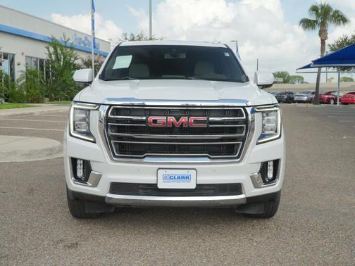 White Frost Tricoat 2021 GMC Yukon XL SLT