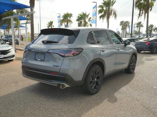 Urban Gray Pearl 2024 Honda HR-V 2WD Sport