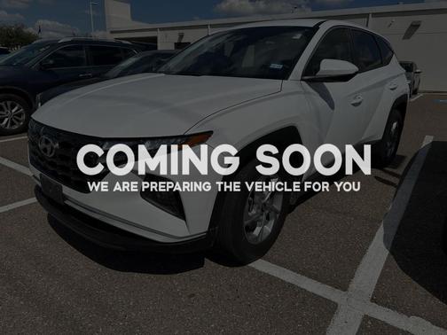 2023 Hyundai TUCSON SE