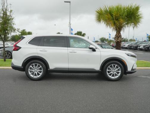 Platinum White Pearl 2026 Honda CR-V EX 2WD