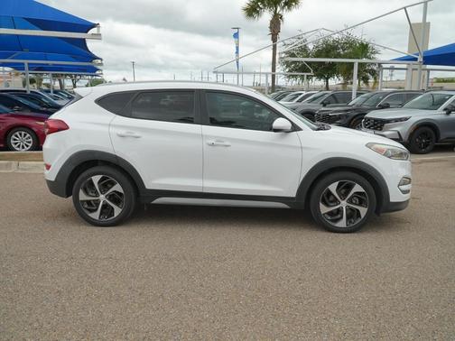 Dazzling White 2018 Hyundai TUCSON Sport