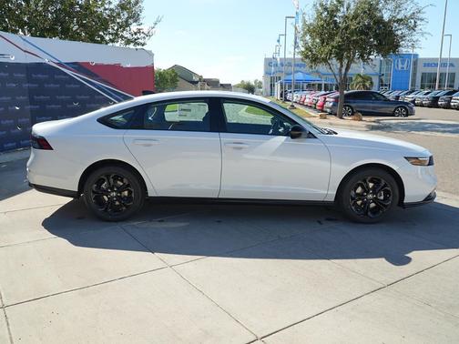 2025 Honda Accord Sport SE 1.5T