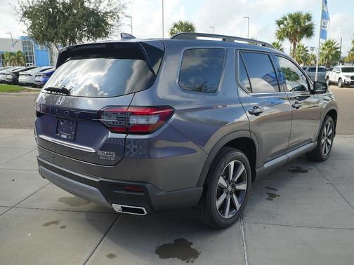 2025 Honda Pilot Elite