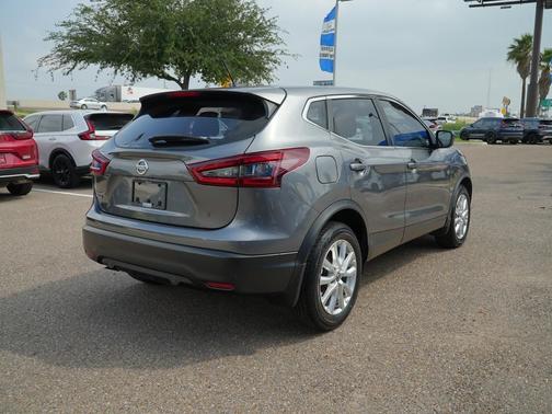 Gun Metallic 2021 Nissan Rogue Sport S