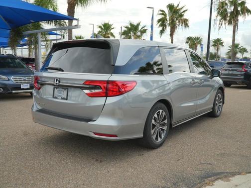 Lunar Silver Metallic 2024 Honda Odyssey EX-L